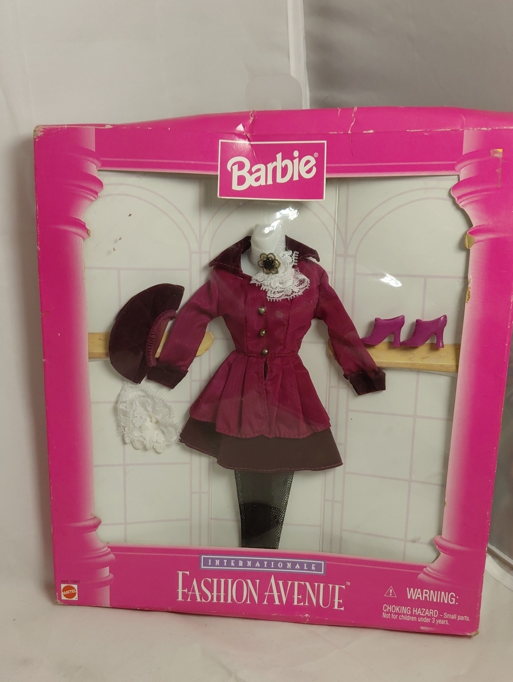 Barbie Fashion Avenue Internationale Pink & Black Dress 1996 Mattel